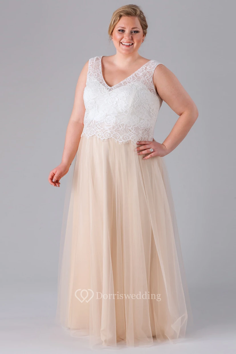 Lace Sleeveless V-Neck Tulle Bridesmaid Dress