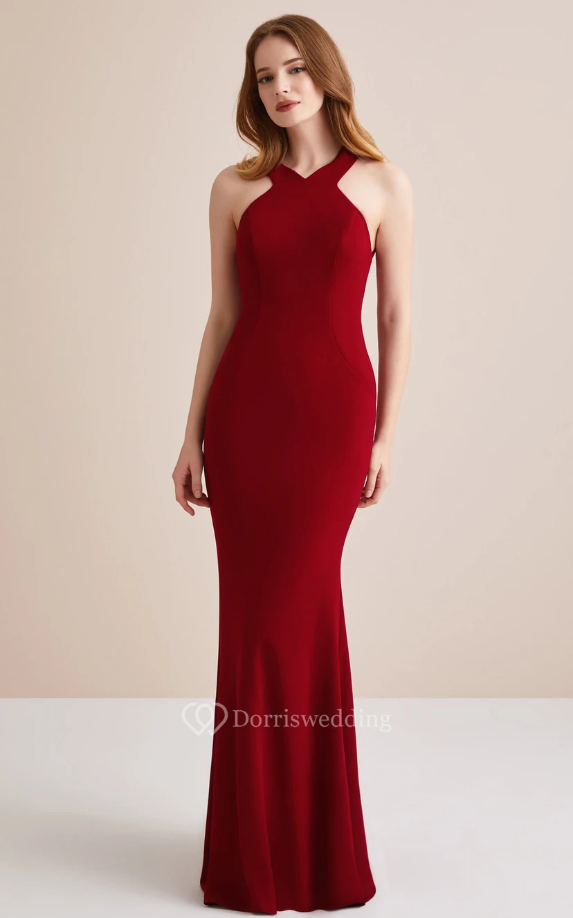 Einfaches, bodenlanges, ärmelloses Jersey-Etui-Abendkleid mit gekreuztem Rückenausschnitt