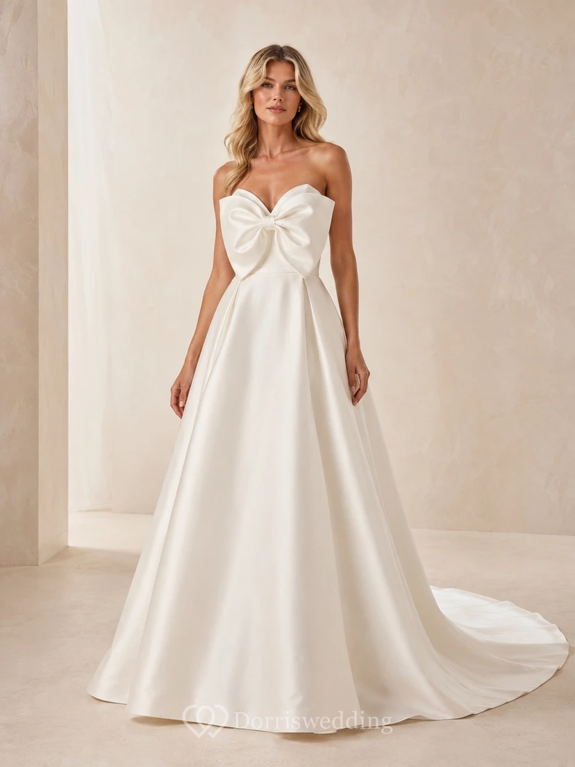 Robe de mariée élégante de coupe trapèze pour une cérémonie formelle