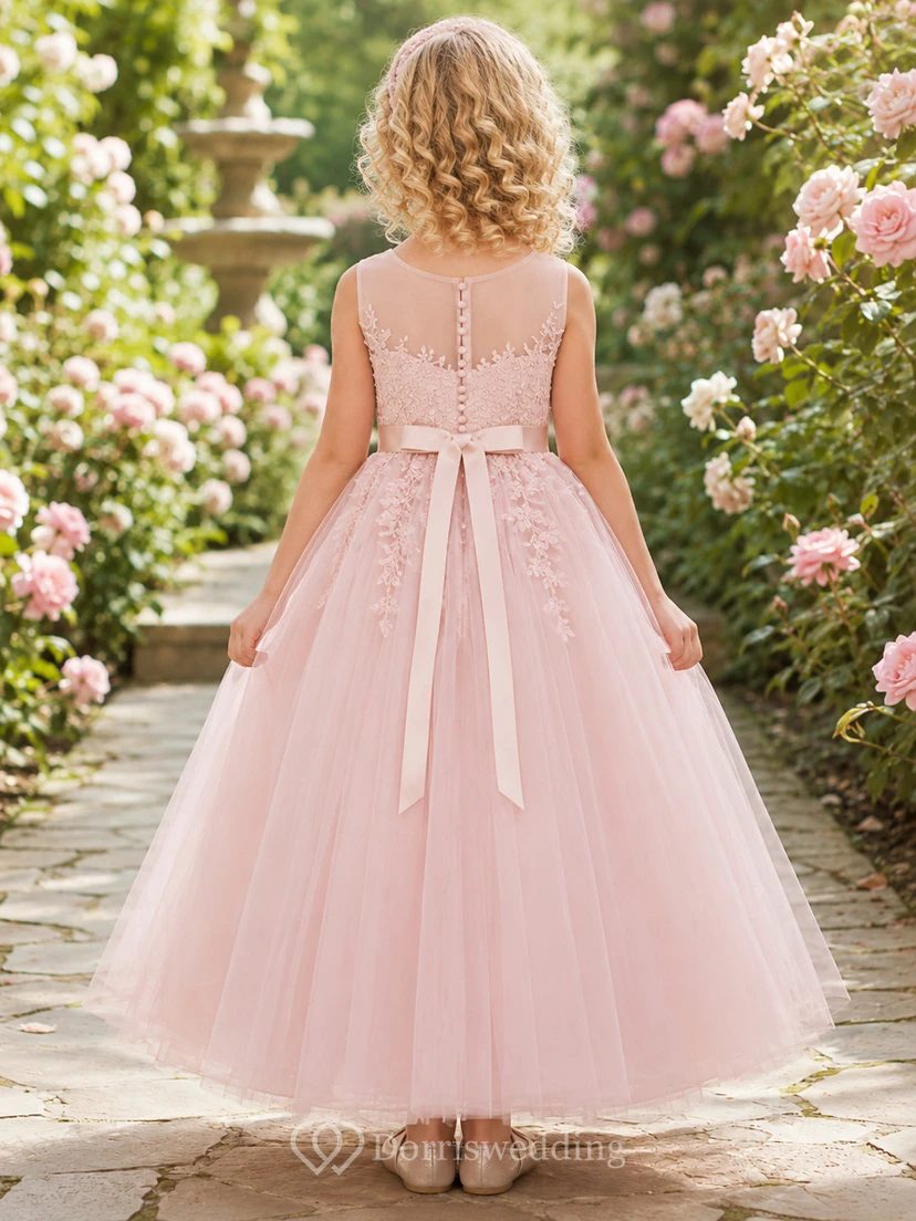 Vestido de niña de las flores, color rosa empolvado, encaje y tul, corte en A, cuello joya, largo hasta la rodilla. view 2