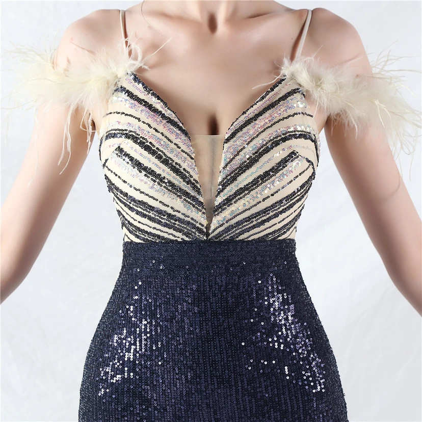 Elegantes Abendkleid mit Straußenfedern und Perlen, sexy, lang, mit Trägern und Schlitz view 67