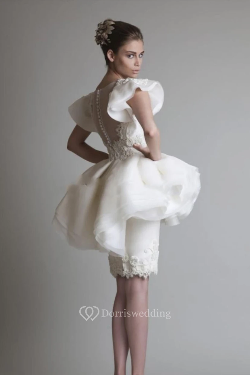 Etuikleid mit kurzen Ärmeln, Organza-Spitze, Schmuckknöpfen und knielangem Abschlussballkleid view 2