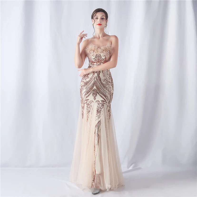 Vestido de noche de malla con lentejuelas y top palabra de honor con estampado de plumas de avestruz y flores para bodas y reuniones. view 4