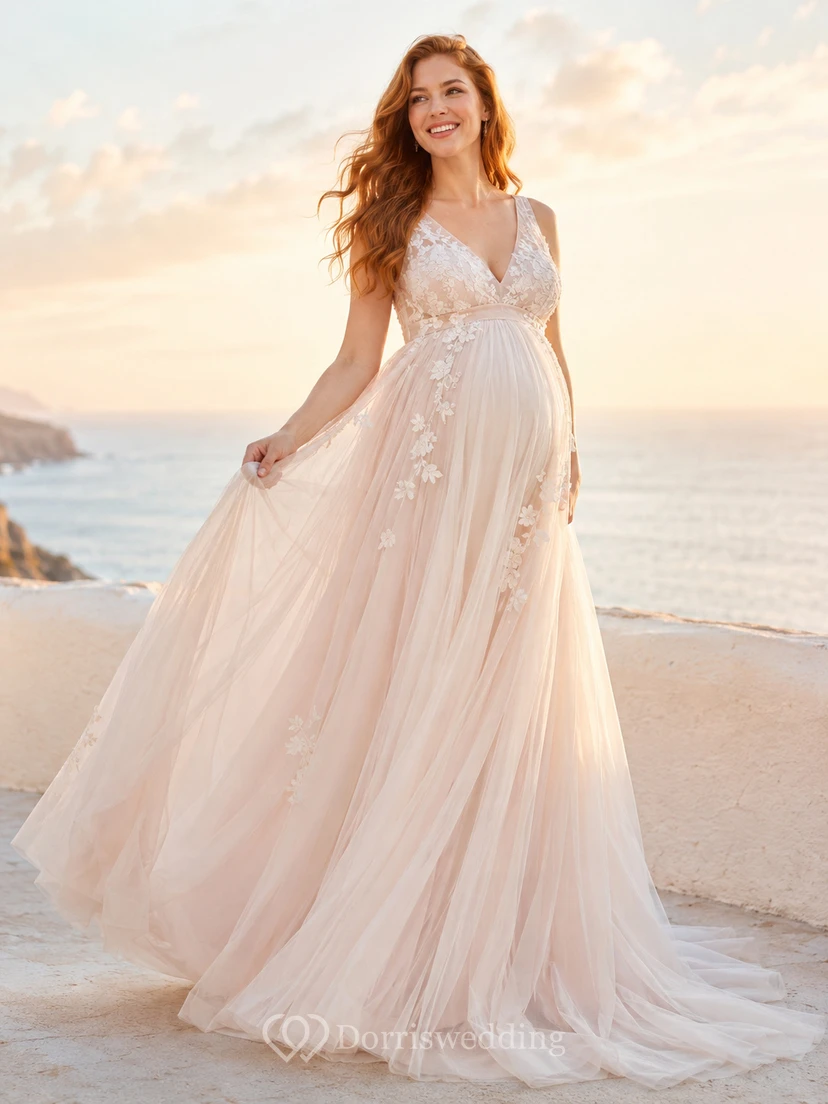Robe de mariée de maternité rose poudré à col en V, bretelles en dentelle, tulle et coupe trapèze