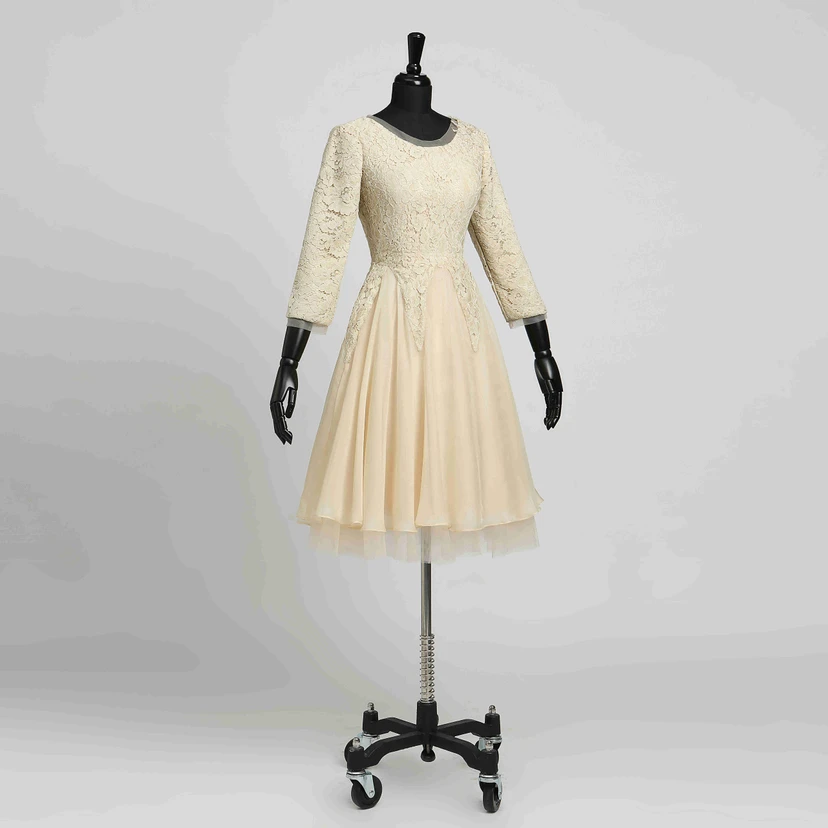 Robe courte trapèze à manches 3-4 et fermeture éclair, adorable en mousseline de soie avec dentelle view 3