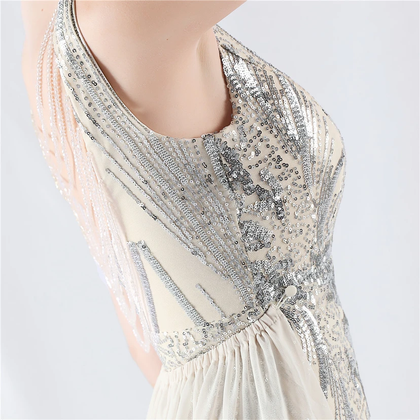 Paillettenbesetzte Blumen auf der Rückseite, Perlenstickerei mit Cape, Abendkleid für die Jahreshauptversammlung view 9