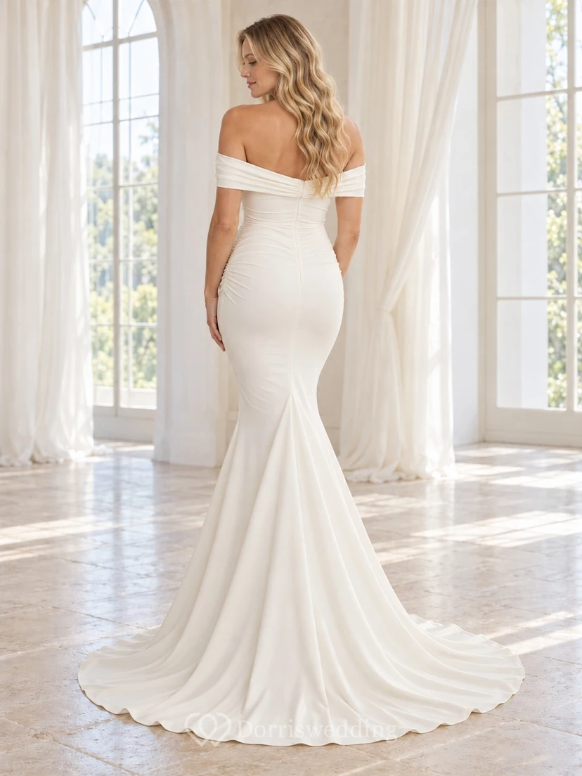 Robe de mariée sirène simple de maternité en crêpe à épaules dénudées et traîne view 2