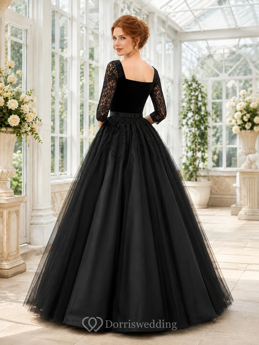 Elegante vestido de gala largo hasta el suelo, negro, con escote cuadrado, mangas tres cuartos y encaje satinado. view 2