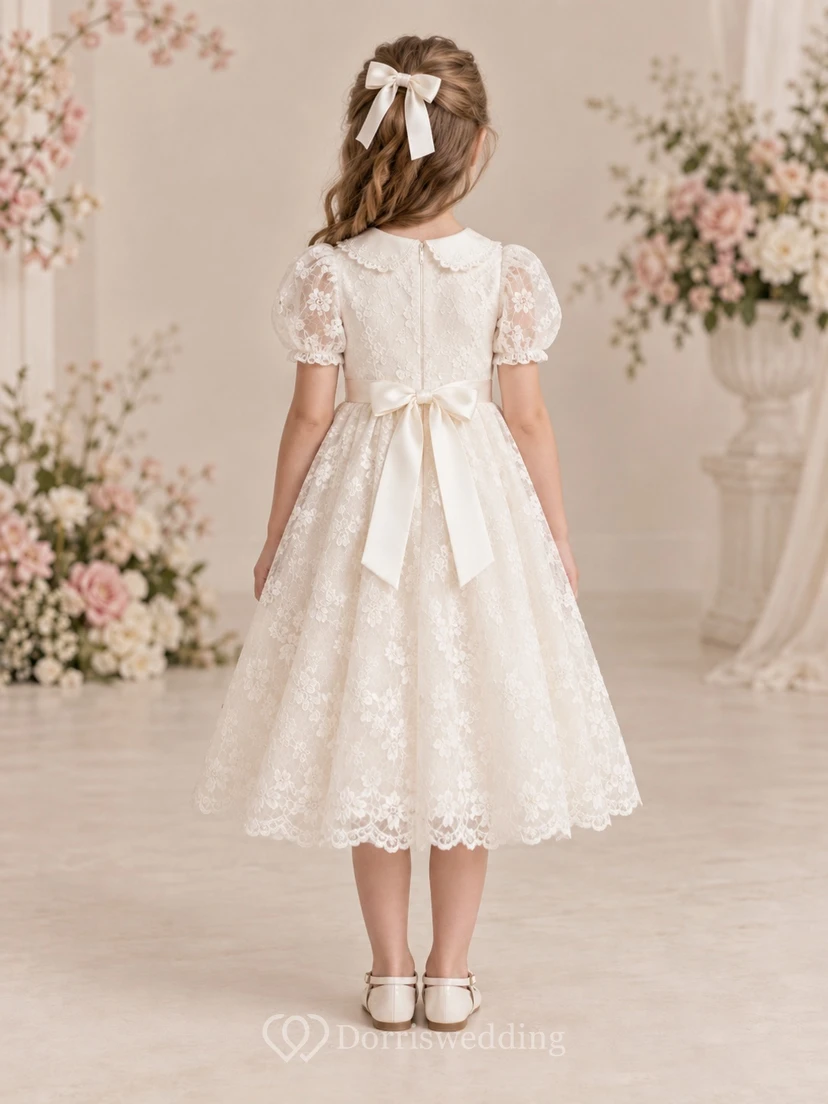 Vestido de niña de flores de corte A, estilo vintage, modesto, color marfil, con estampado floral y encaje, cuello Peter Pan, hasta la rodilla. view 2
