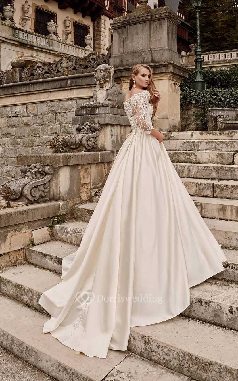 Elegantes, schulterfreies, langes A-Linien-Brautkleid aus Satin mit Spitzenoberteil view 3