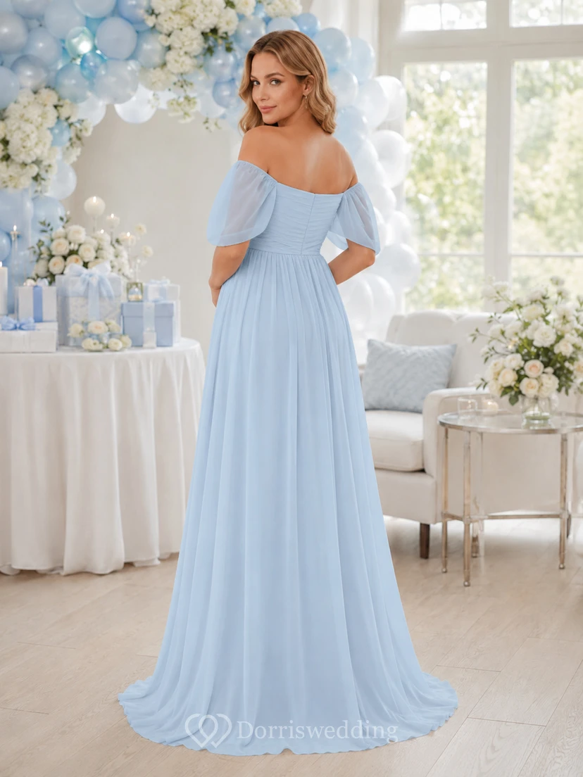 Hellblaues schulterfreies Chiffon-Umstandskleid für die Dusche view 2