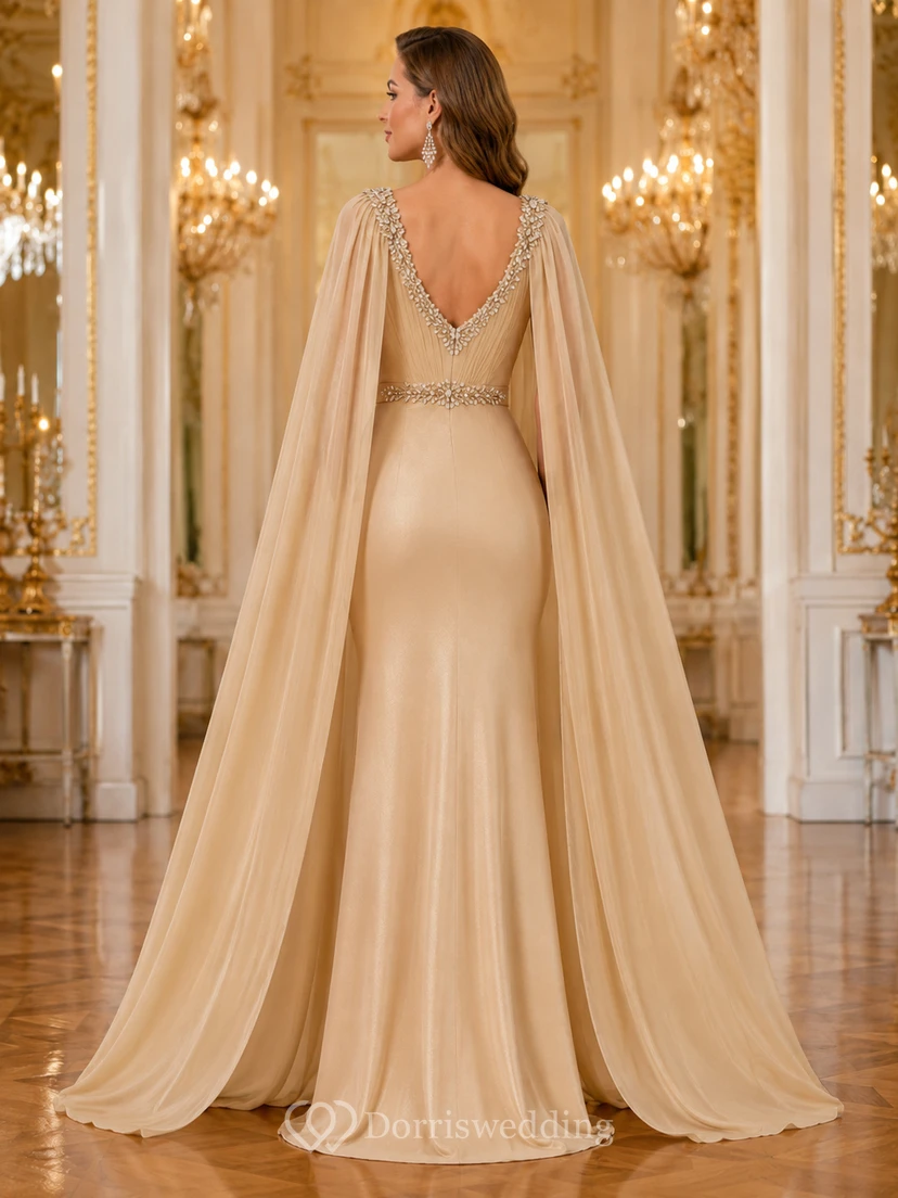 Glamouröses champagnerfarbenes Satin-Abendkleid, bodenlang, mit Perlenbesatz und U-Boot-Ausschnitt view 2