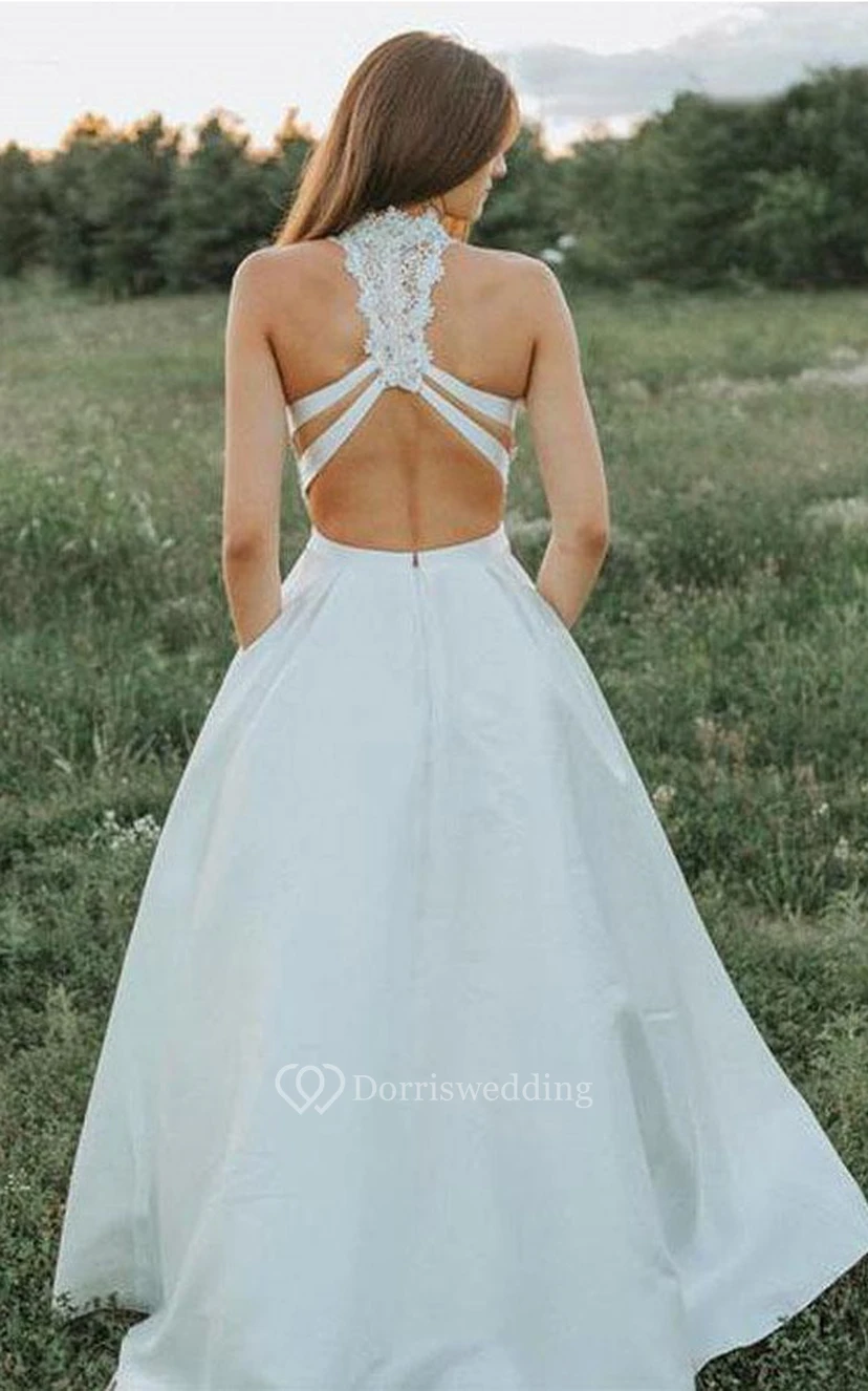 Vestido de novia informal de dos piezas sin mangas con escote joya y estilo campestre. view 2