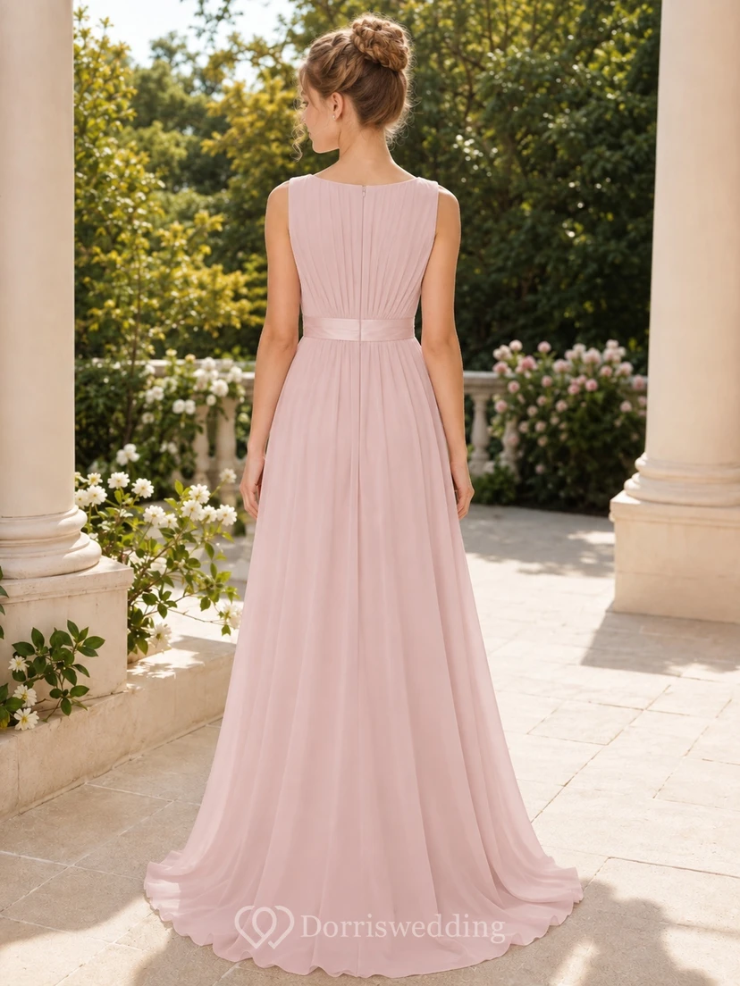 Vestido de dama de honor juvenil rosa ruborizado, corte en A, sin mangas, de gasa, romántico. view 2