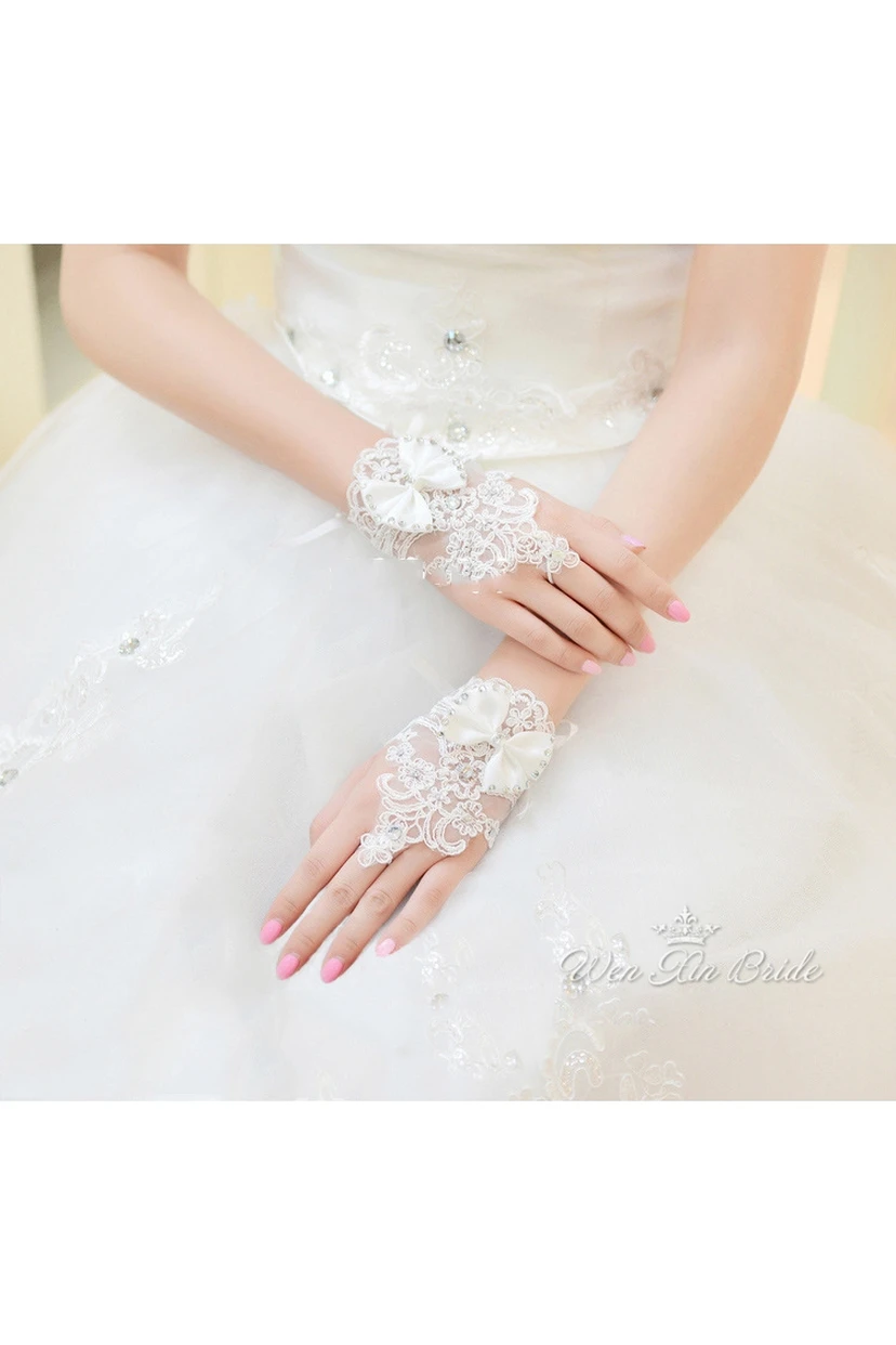 New White Bow Lace Diamond Hook Short Paragraph Gloves view 3