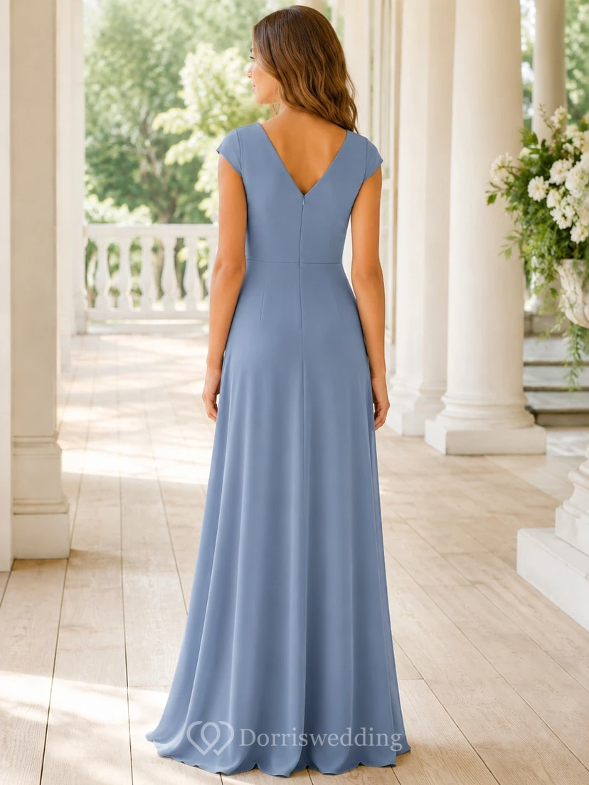 Vestido de dama de honor juvenil azul pizarra, corte en A, manga corta con cuello tipo drapeado, elegante. view 2