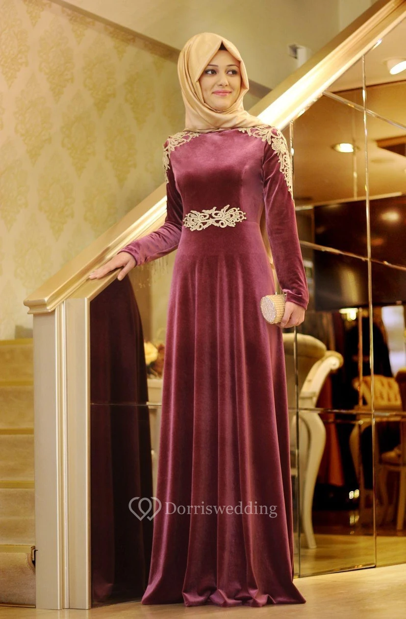 Elegant Appliques A-line Long Sleeve Evening Dress Floor-length