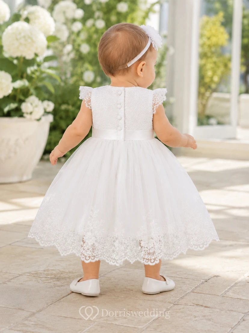 Taufkleid für Babys, A-Linie, Teelänge, Rundhalsausschnitt, ärmellos, Tüllspitze, Knopfleiste am Rücken, Oberteil aus Spitze view 2