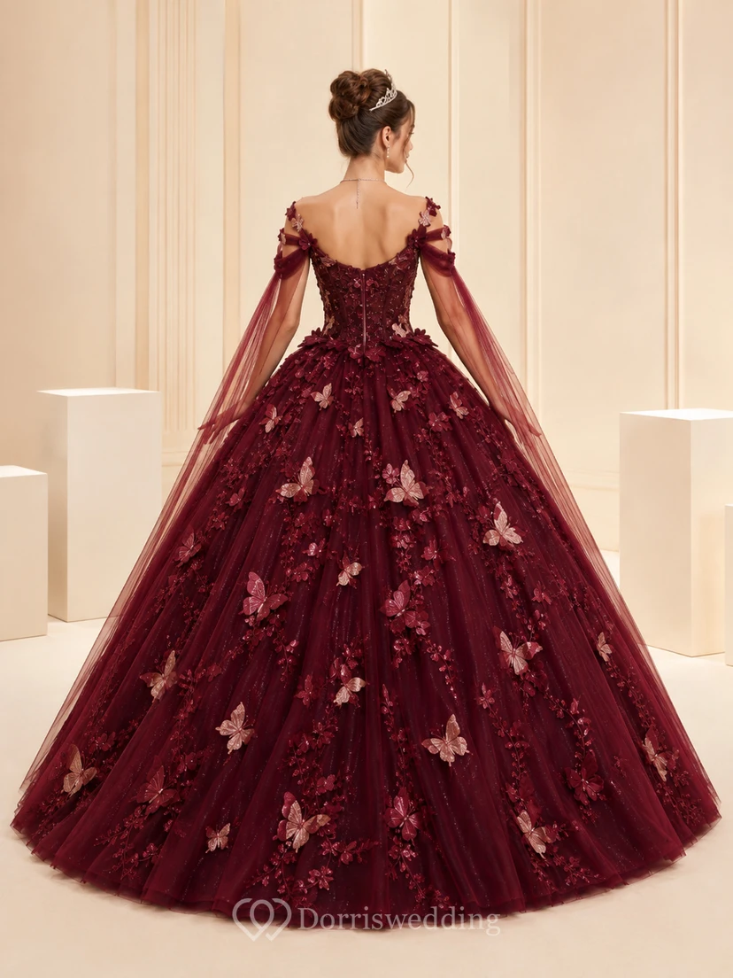 Robe de bal de princesse bordeaux luxueuse à épaules dénudées et cape ornée de papillons, style quinceañera view 2