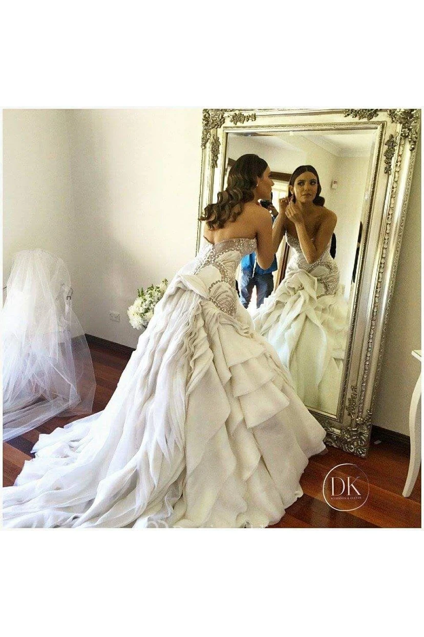 Delicate Sweetheart Sleeveless Wedding Dress With Beadings Ruffles view 2