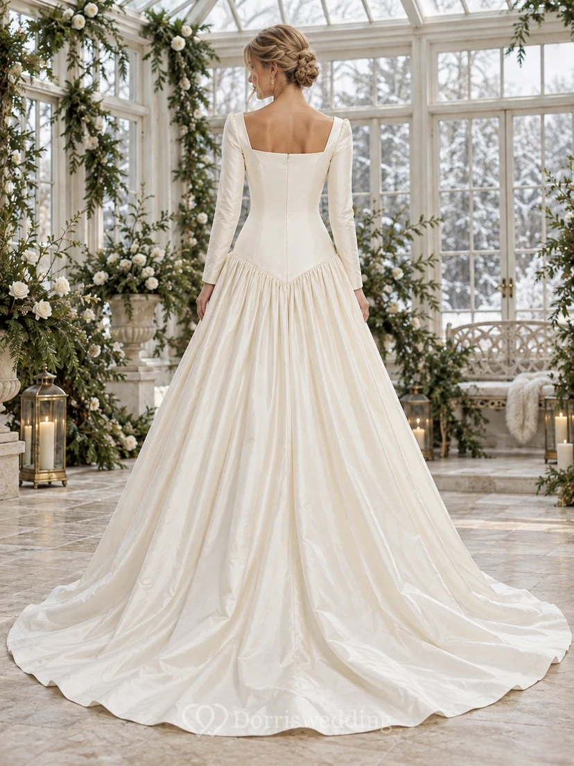 Vestido de novia de tafetán con escote cuadrado, manga larga y cintura baja view 2