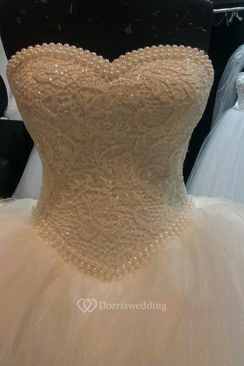 Glamorous Sweetheart Pearls Ball Gown Wedding Dress Tulle With Lace view 4