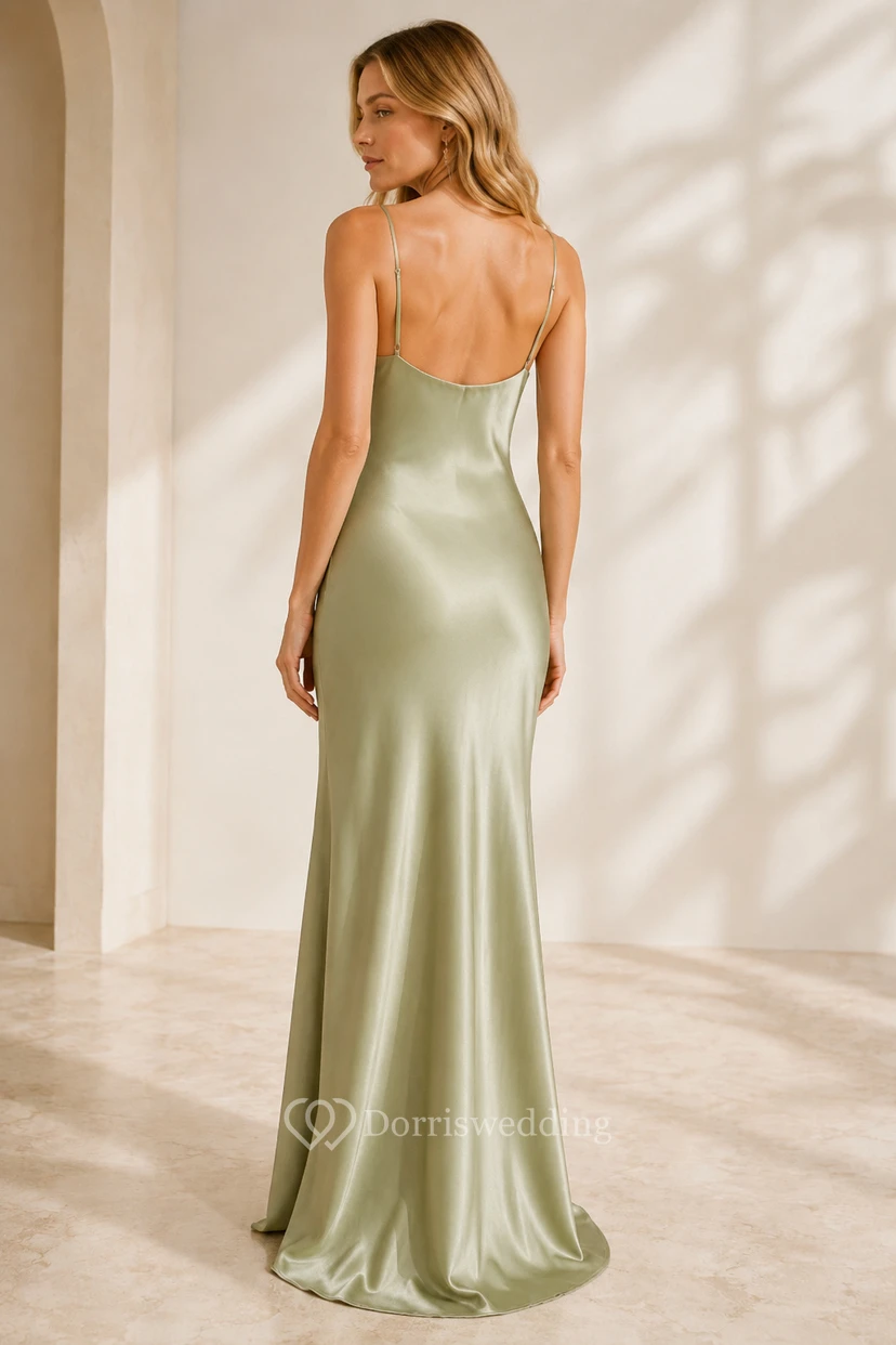 Robe de soirée fourreau en satin sauge, col bénitier, sans manches, drapée, longueur au sol view 2