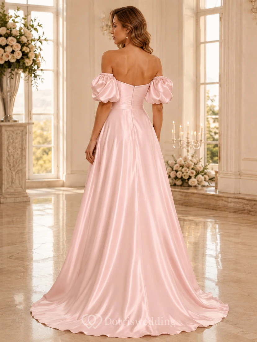 Robe de mariée rose poudré en satin, coupe trapèze, épaules dénudées et manches bouffantes view 2