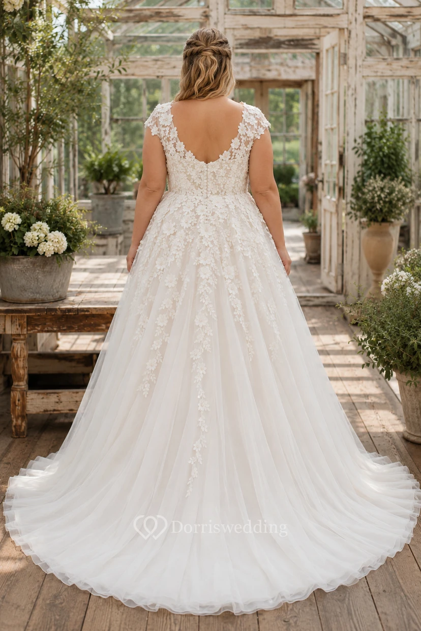 Brautkleid in Übergröße, elfenbeinfarben, mit kurzen Ärmeln, Spitze, A-Linie und Tüllrock view 2