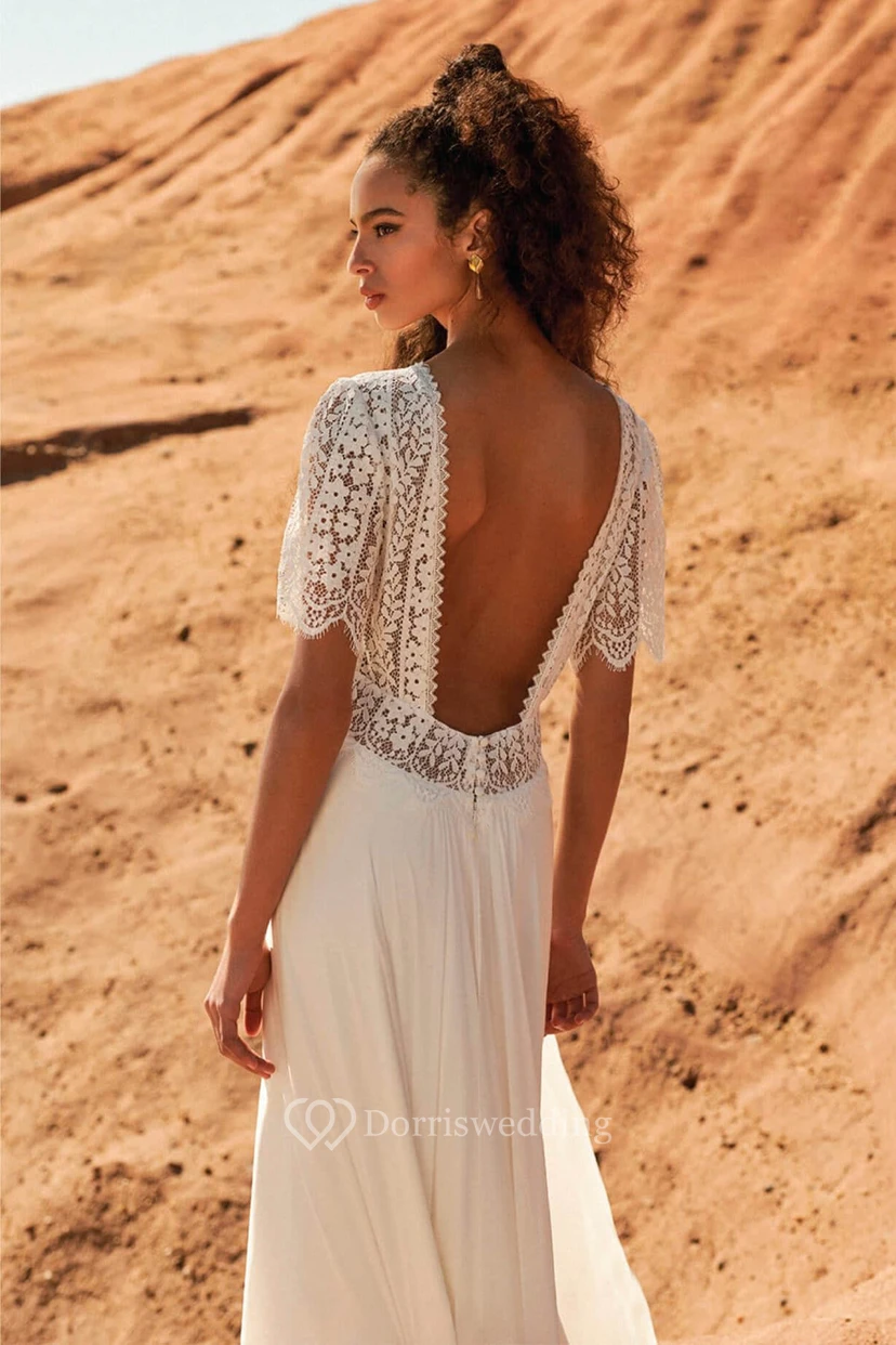 Robe de mariée bohème en dentelle blanche, style déesse grecque, pour fiançailles et mariage. view 2