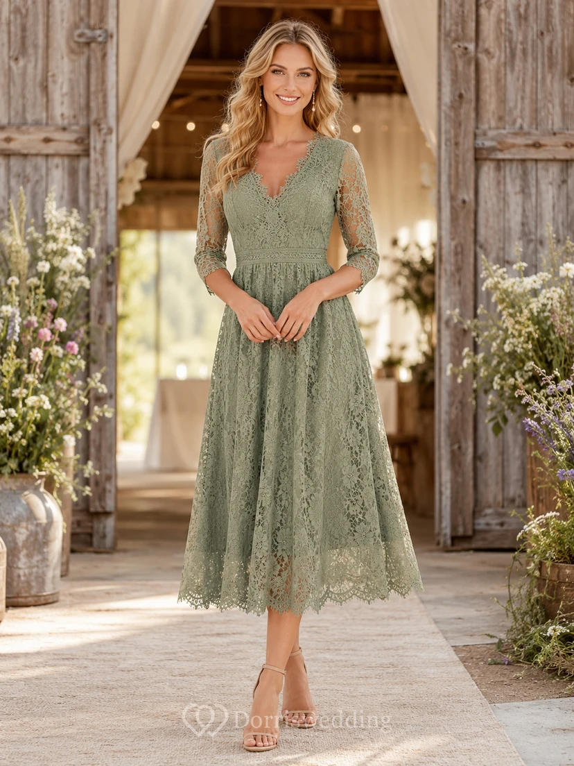 Salbeigrünes A-Linien-Midikleid mit V-Ausschnitt, Dreiviertelärmeln und Spitze