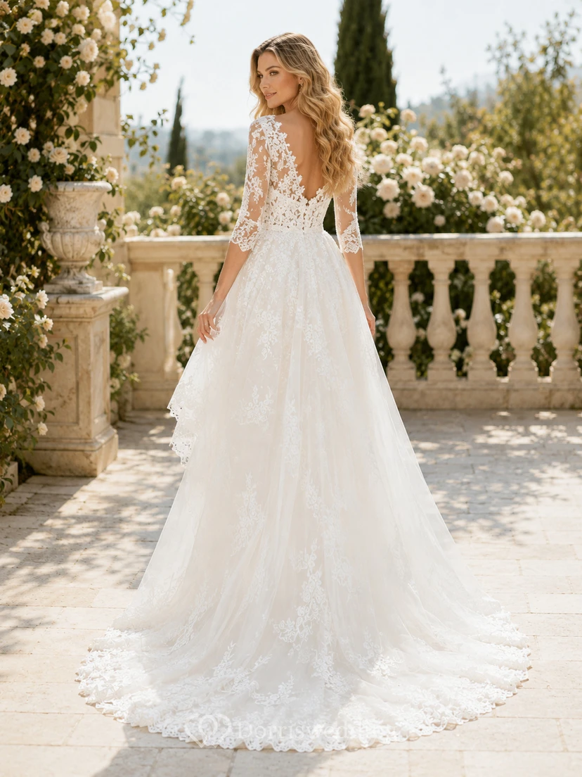 Vestido de novia romántico elegante de manga larga con escote en V asimétrico y encaje, ideal para bodas en el jardín. view 2