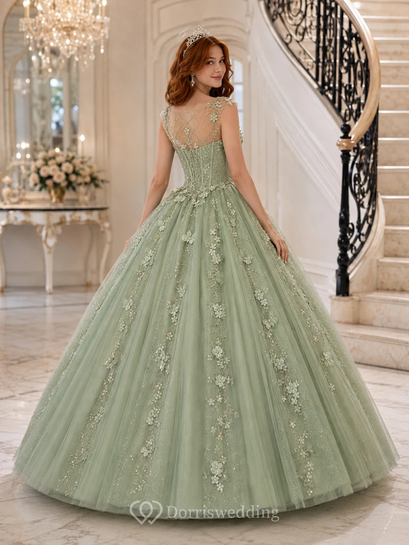 Salbeigrünes, bodenlanges Ballkleid aus Tüll mit Schmuckkragen, kurzen Ärmeln und Blumenmuster für eine Quinceañera view 2