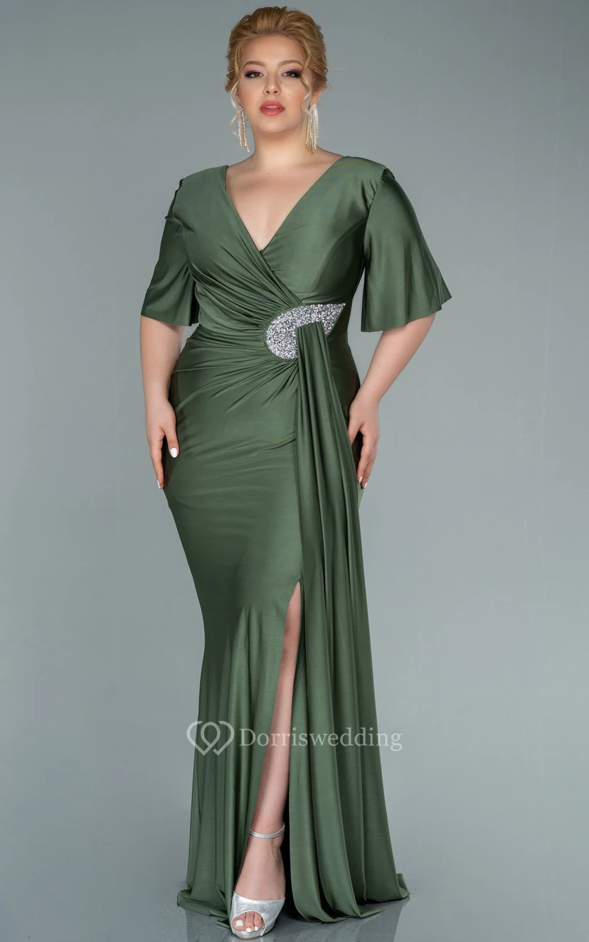 Charming V-neck Half-sleeve Sheath Mermaid Ruched Front Split Plus Size Evening Dress