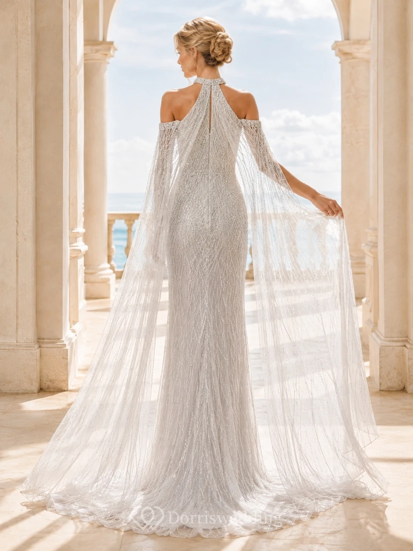 Vestido de novia bohemio elegante y romántico con escote halter y encaje. view 2