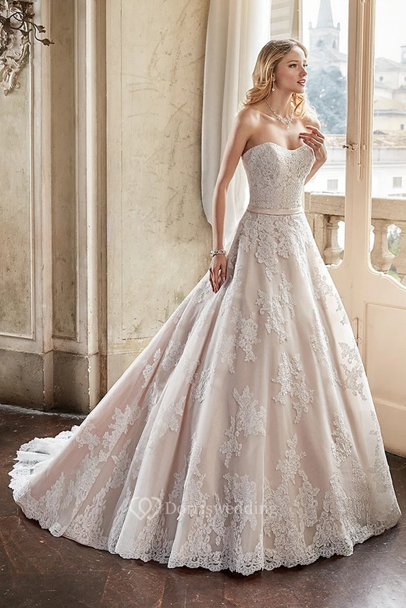 Ball Gown Sweetheart Lace Wedding Dress With Court Train