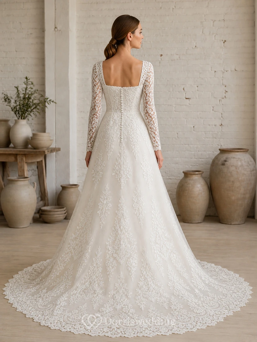 Vestido de novia modesto de manga larga, corte A, escote cuadrado, encaje floral de cerámica y cola de capilla view 2