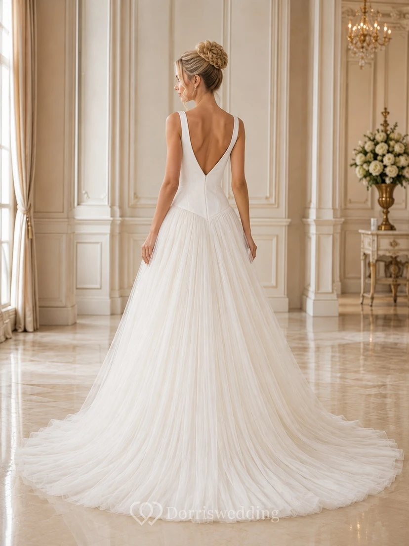 Vestido de novia sencillo de corte A con escote cuadrado y cintura baja de tul view 2