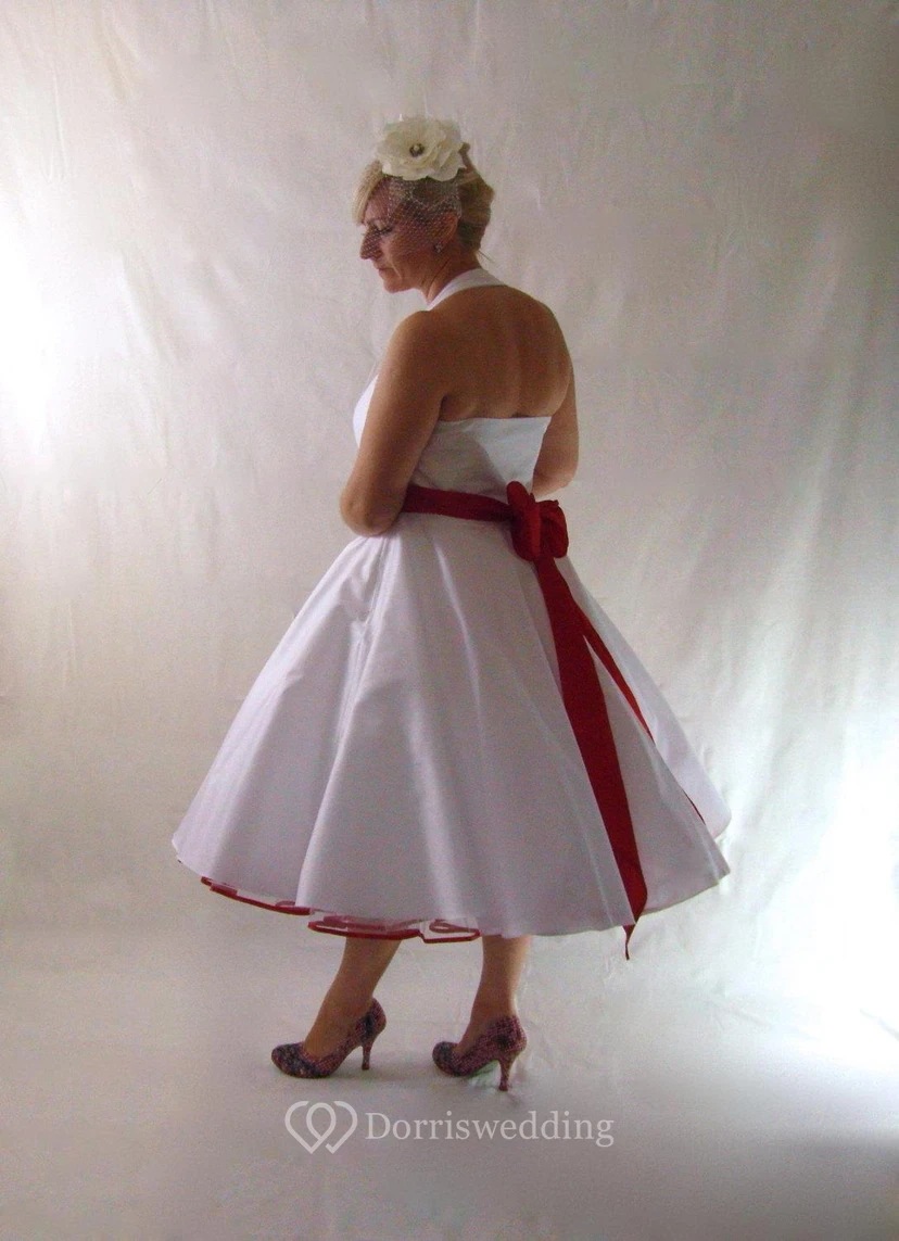Vestido de tafetán de corte A sin mangas hasta la rodilla con fajín de lazo de satén. view 4
