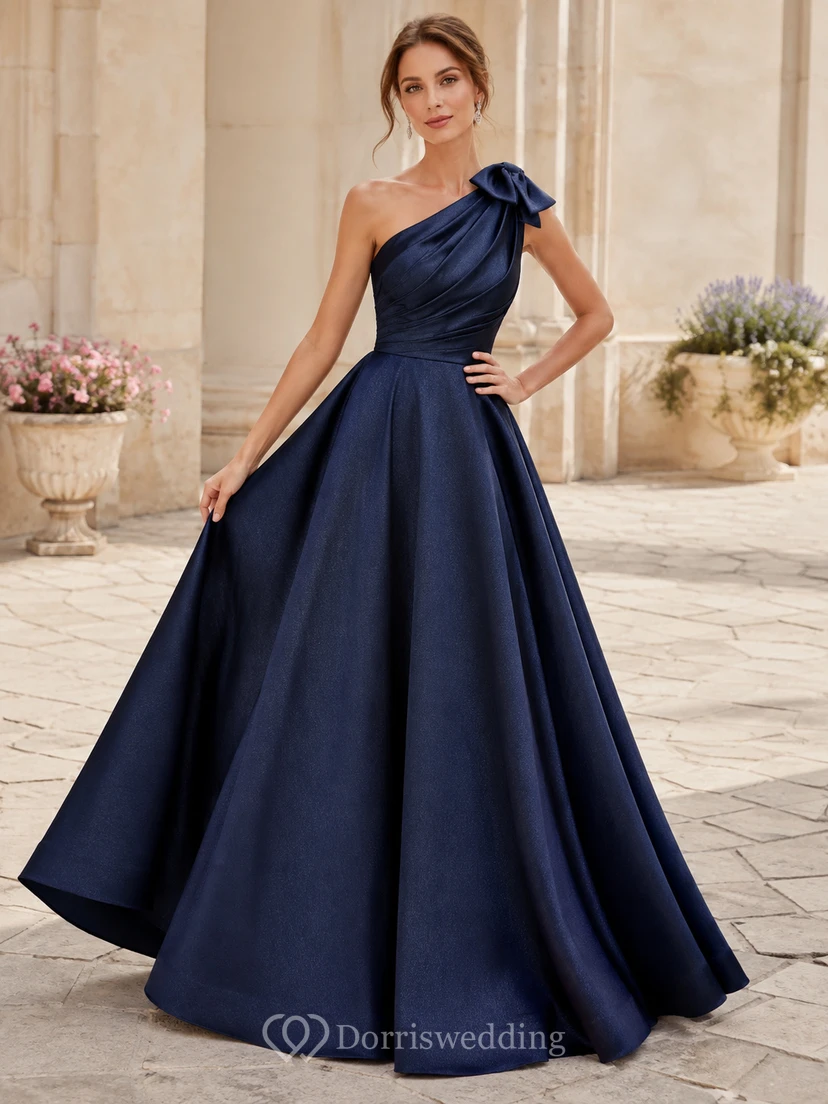 Robe de bal élégante en satin bleu marine foncé, asymétrique, à nœud et à une épaule.