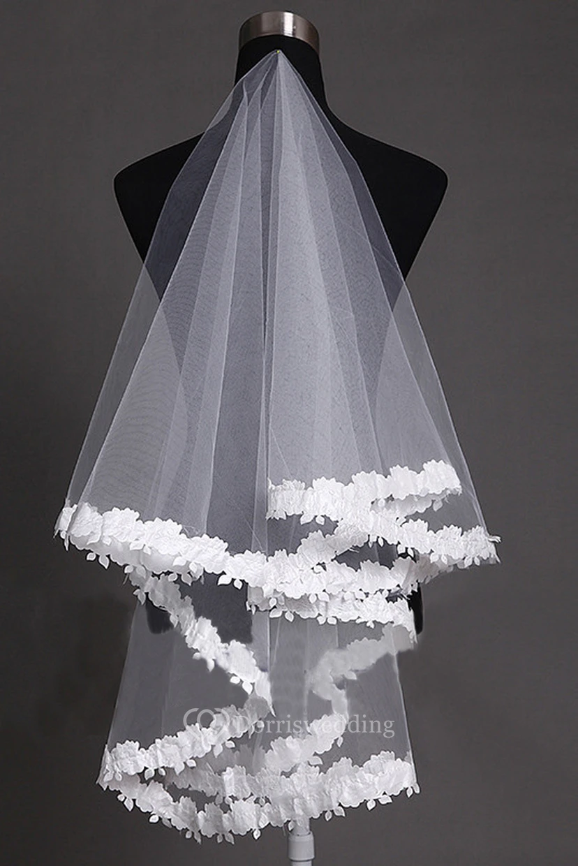 Elbow Length Lace Applique Soft Tulle Veil