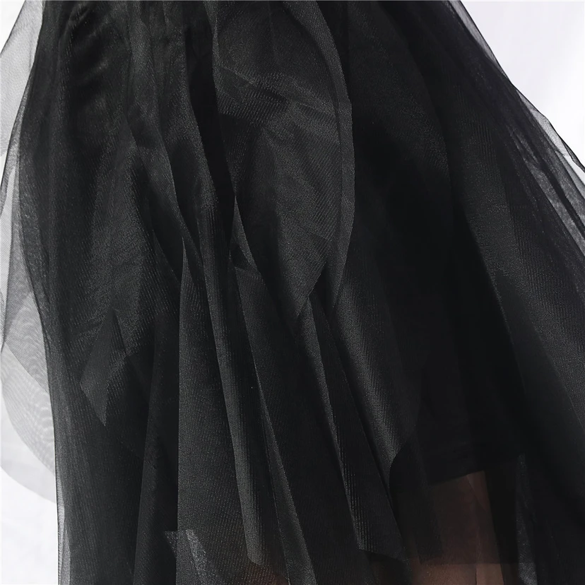 Handgefertigtes Abendkleid aus Straußenfedern, Perlen, Netzgewebe, kurzem Vorderteil und langem Rücken mit Wickeloptik view 36