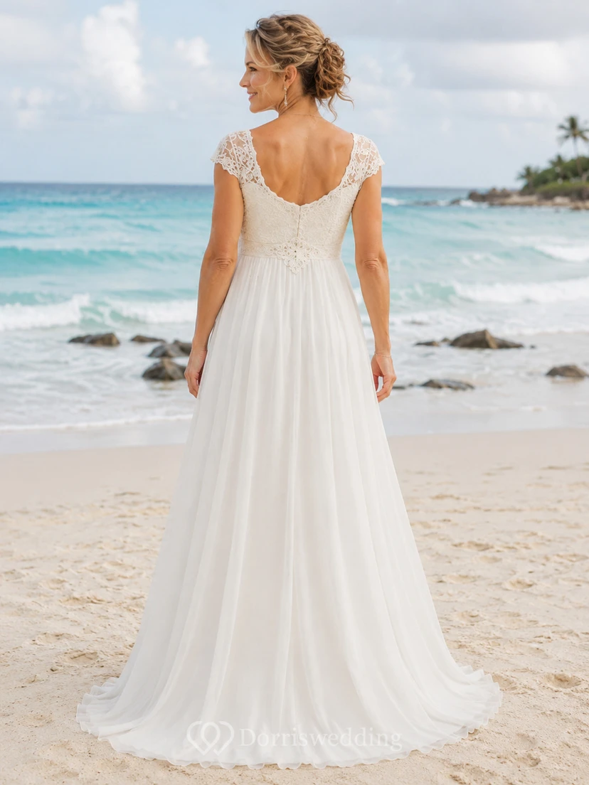 Robe de mariée empire taille A-line pour mariées plus âgées, avec manches courtes en dentelle view 2