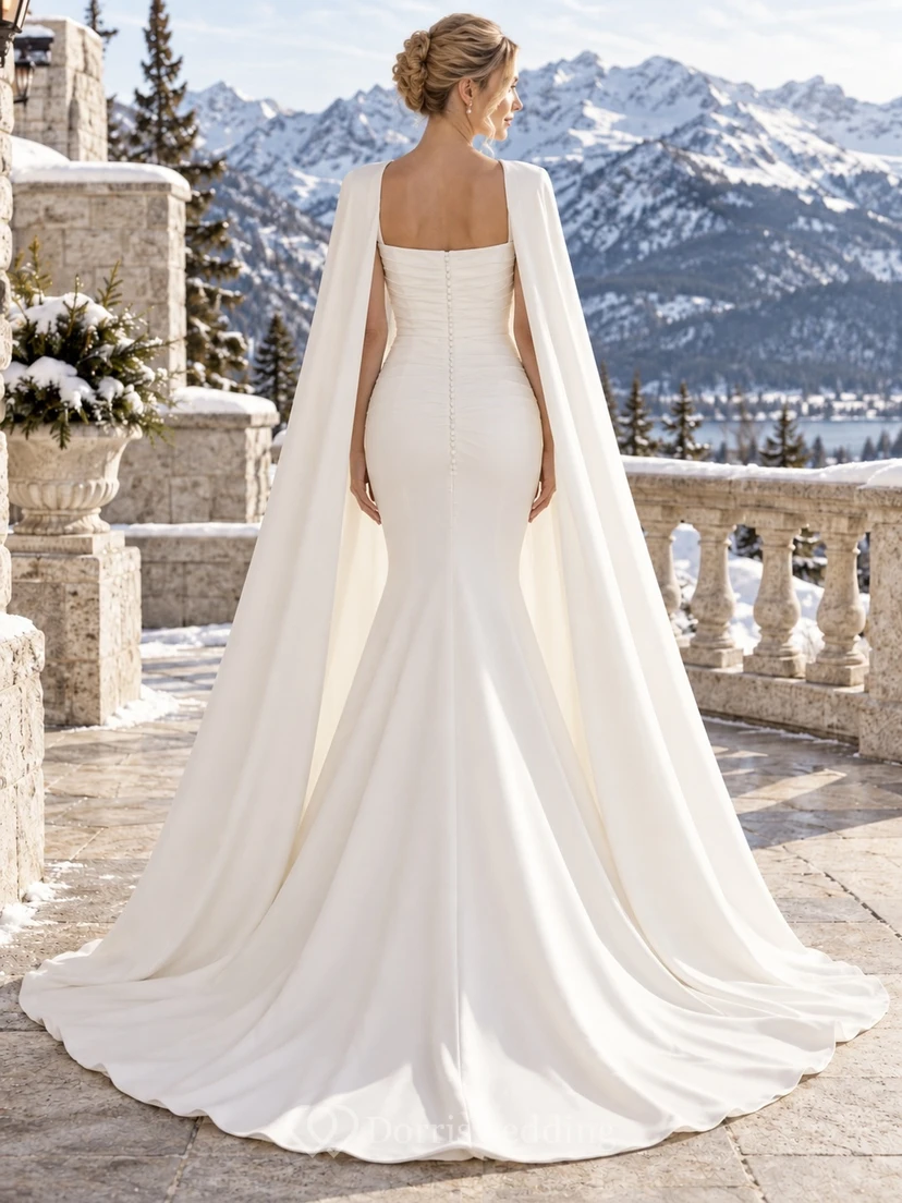 Vestido de novia largo de crepé fruncido con cuello cuadrado y escote estilo sirena, ideal para invierno. view 2