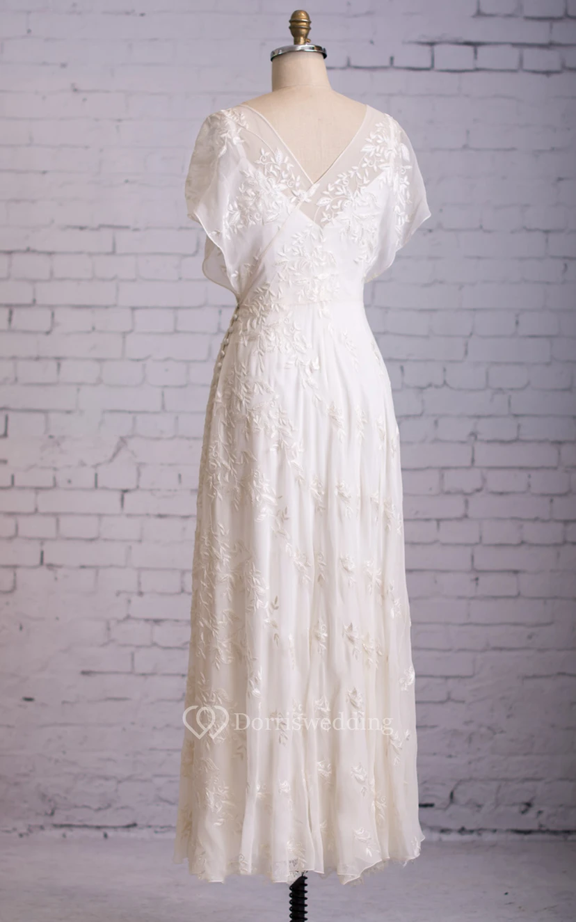 Robe de mariée blanche en dentelle vintage années 1920 | Robe de mariée simple de style édouardien view 2
