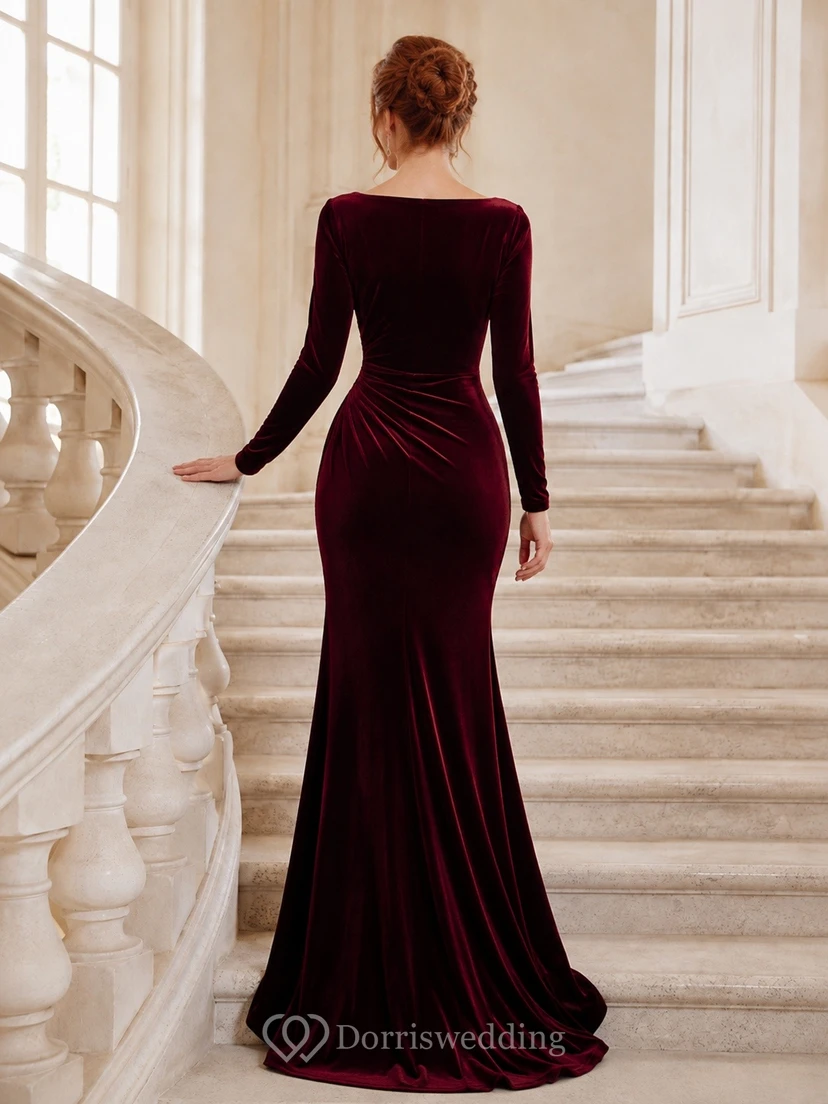Vestido de noche de sirena de terciopelo burdeos con escote cuadrado y manga larga view 2