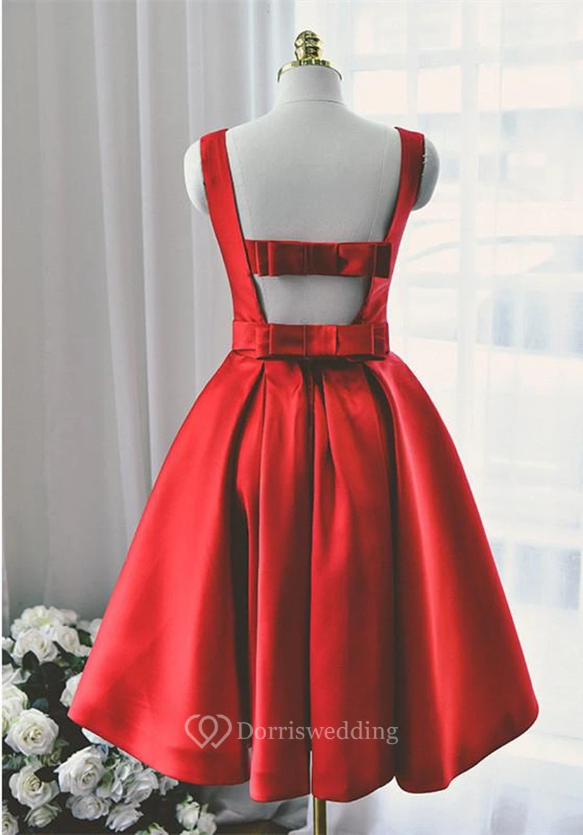 Robe courte rouge bateau de haute qualité avec nœud papillon view 2
