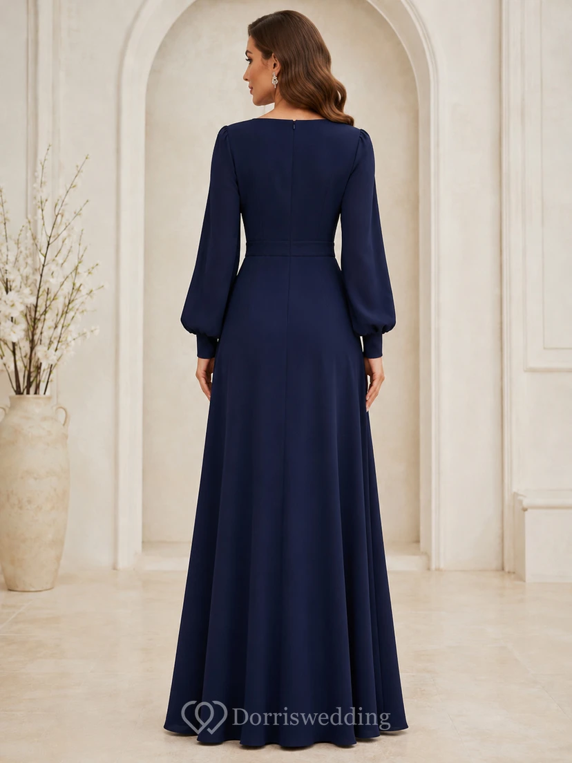 Dunkelblaues, formelles Chiffon-Abendkleid mit U-Boot-Ausschnitt, Glockenärmeln und A-Linien-Form für Empfänge view 2