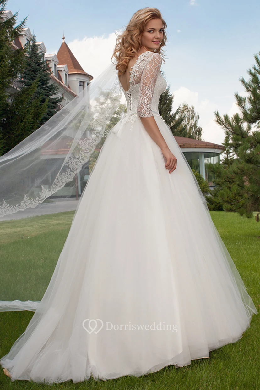 Ball Gown Jewel Neck Appliqued Half Sleeve Tulle Wedding Dress view 2
