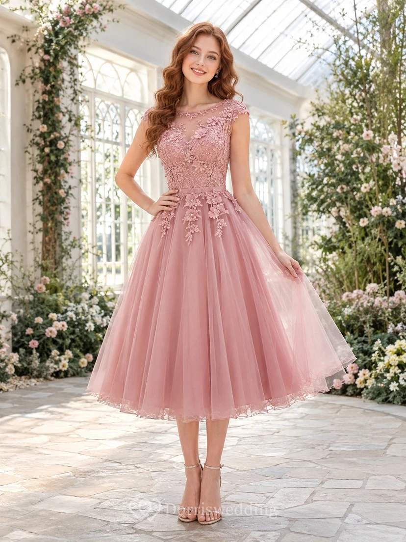 Kleid in Altrosa mit Spitze, Tüll, Falten, One-Shoulder-Ausschnitt, A-Linie und Teelänge